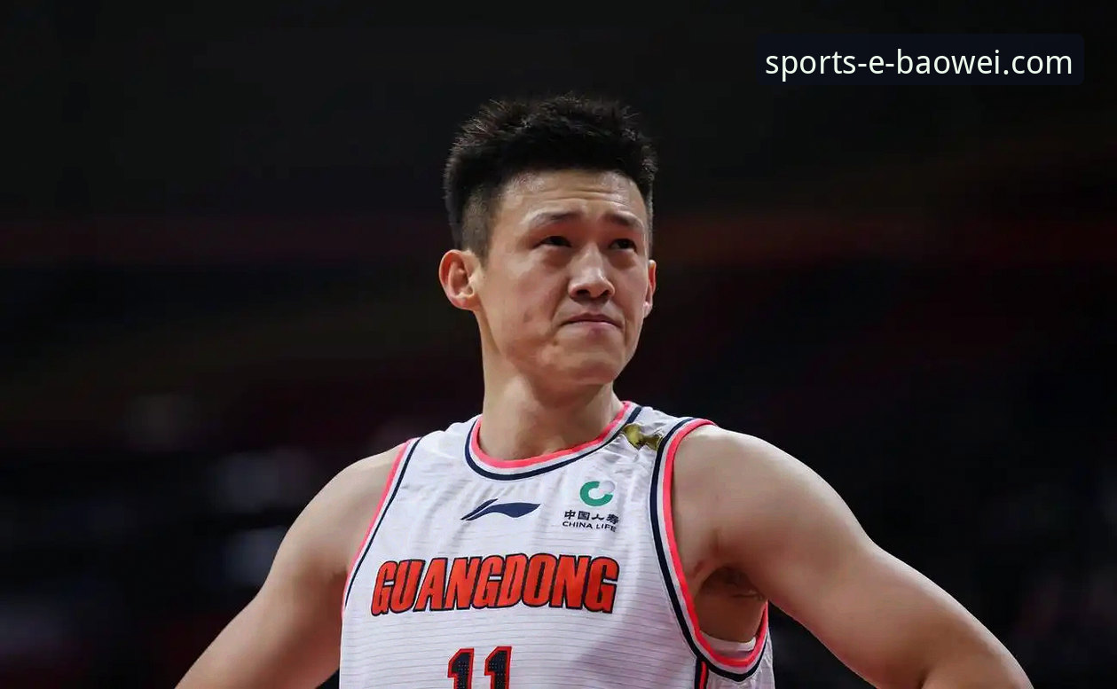 广州终结连败背后的战术博弈与意外转折：一场CBA焦点战的深度解析